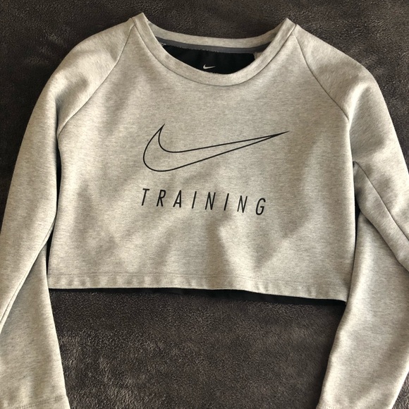 Nike Tops - Nike Long Sleeved Crop